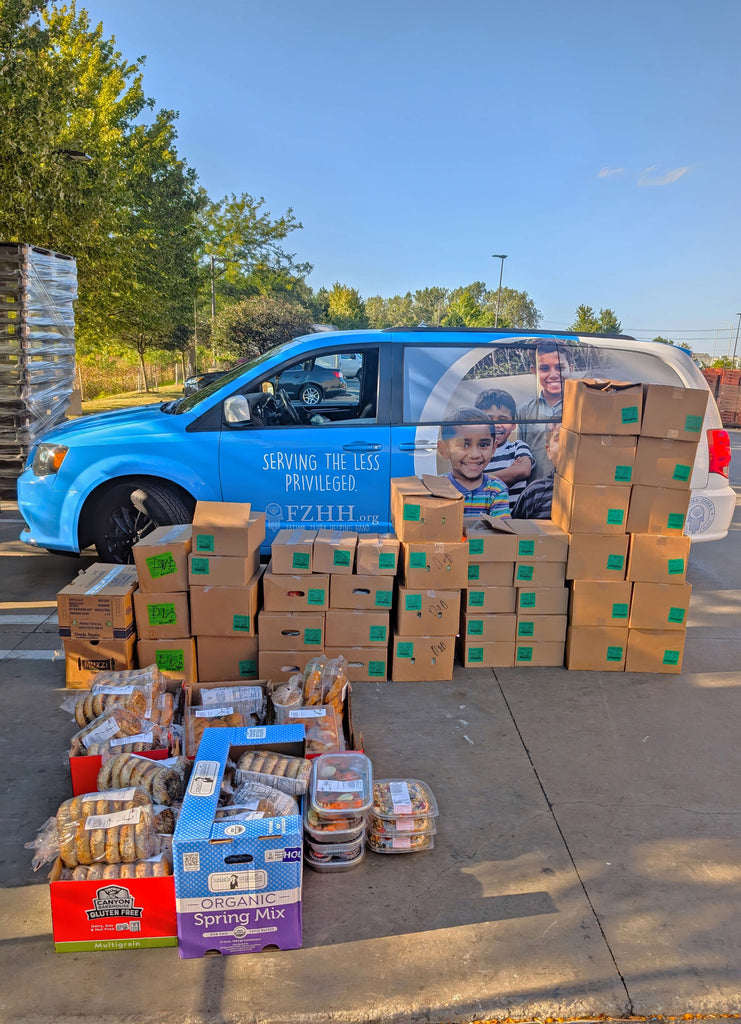 Chicago, Illinois - Participating in Mobile Food Rescue Program by Rescuing & Distributing 1500+ lbs. of Fresh Cut Vegetables with Deli Meals & Bakery Items to Local Community's Homeless Shelters Serving Less Privileged People