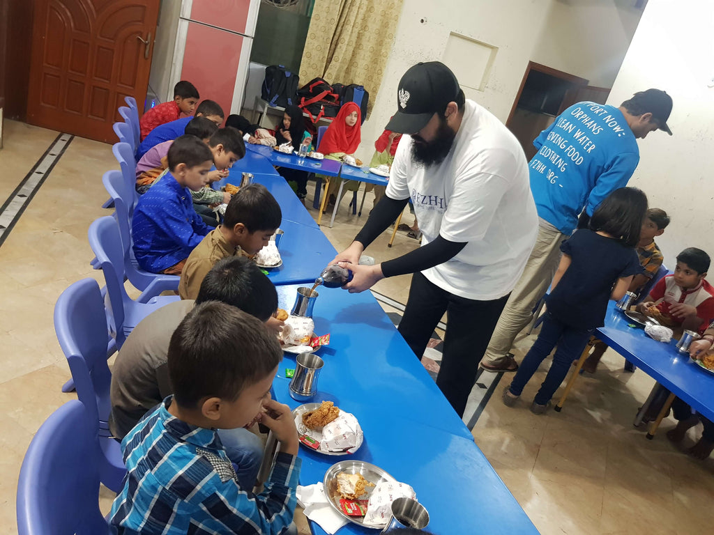 Lahore, Pakistan - Honoring URS/Union Sharif of Mawlana Shaykh Adnan Qabbani Qutub ul Aqtab ق ع by Serving Blessed Dinner & Sweets to Beloved Orphans & Having Fun Activities at Local Community's Orphanage