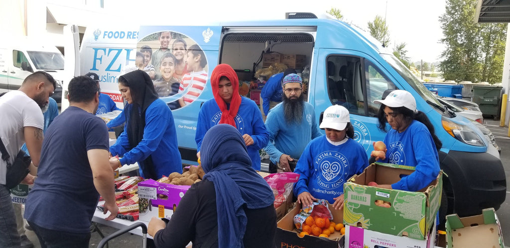 Vancouver, Canada - Participating in Mobile Food Rescue Program by Distributing Essential Groceries to 300+ Families at Local Community's Muslim Food Bank