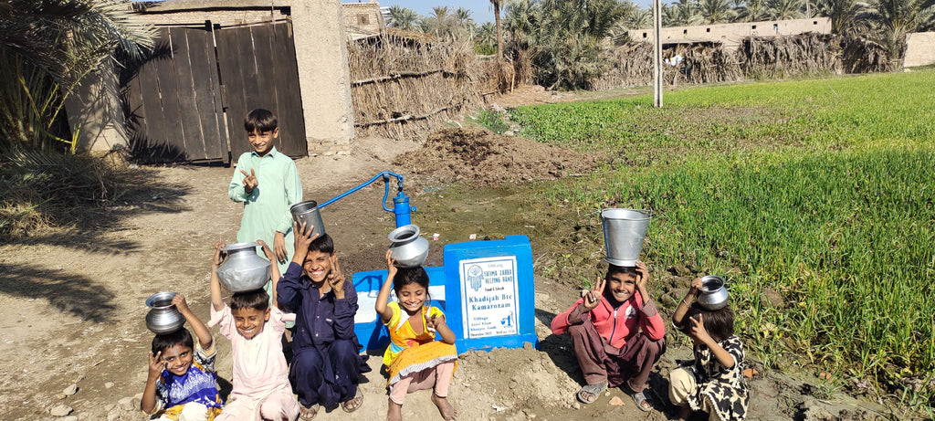Sindh, Pakistan – Khadijah Bte Kamarozam – FZHH Water Well# 1126