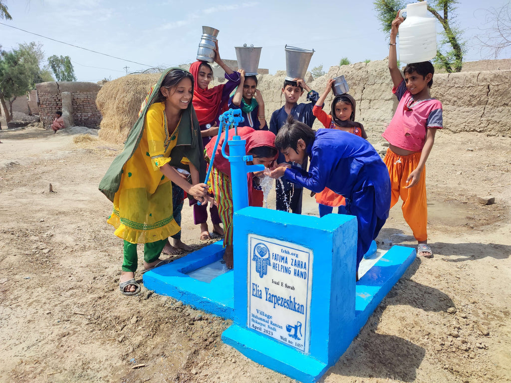 Sindh, Pakistan – Elia Yarpezeshkan – FZHH Water Well# 1457