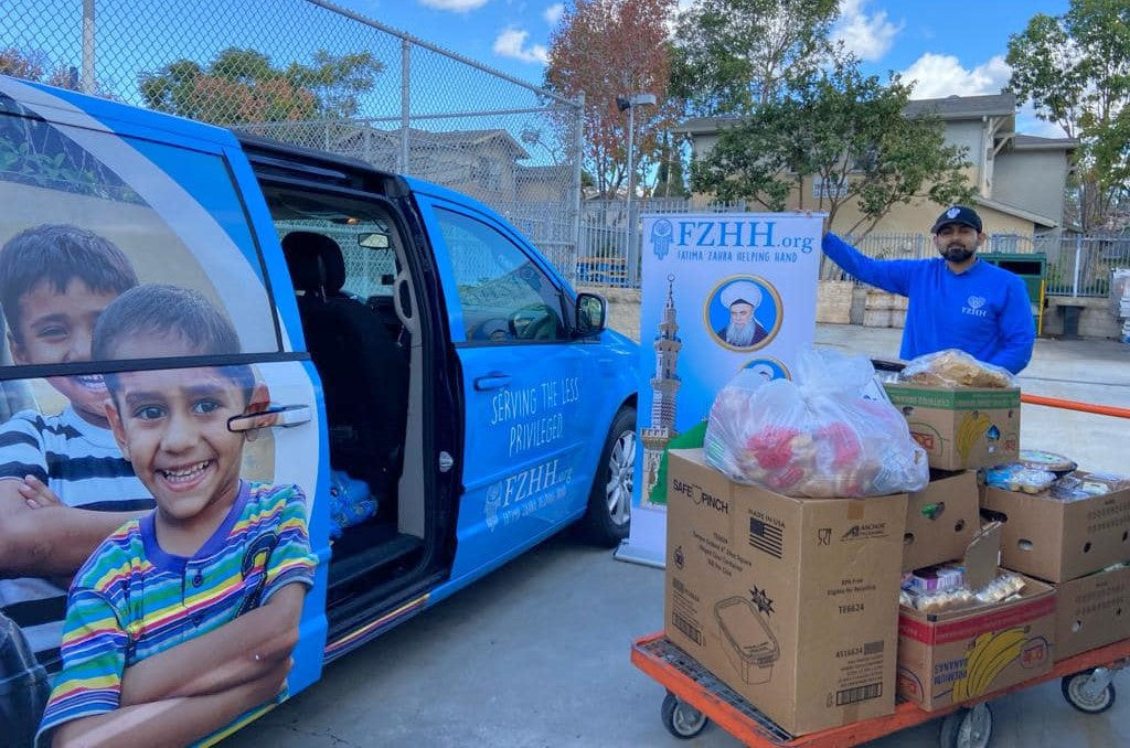 Los Angeles, California - Participating in Mobile Food Rescue Program by Rescuing & Distributing 300+ lbs. of Fresh Bakery Items to Local Community's Breadline Serving Less Privileged Families