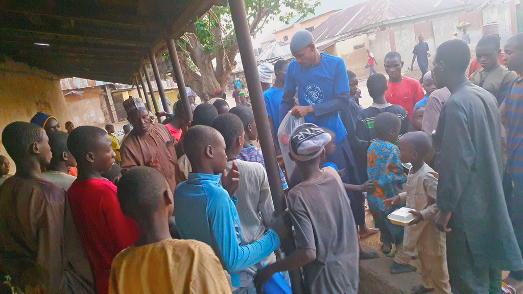 Kaduna, Nigeria - Ramadan Program 10 - Participating in Month of Ramadan Appeal Program & Mobile Food Rescue Program by Distributing Hot Iftari Dinners to 220+ Less Privileged People