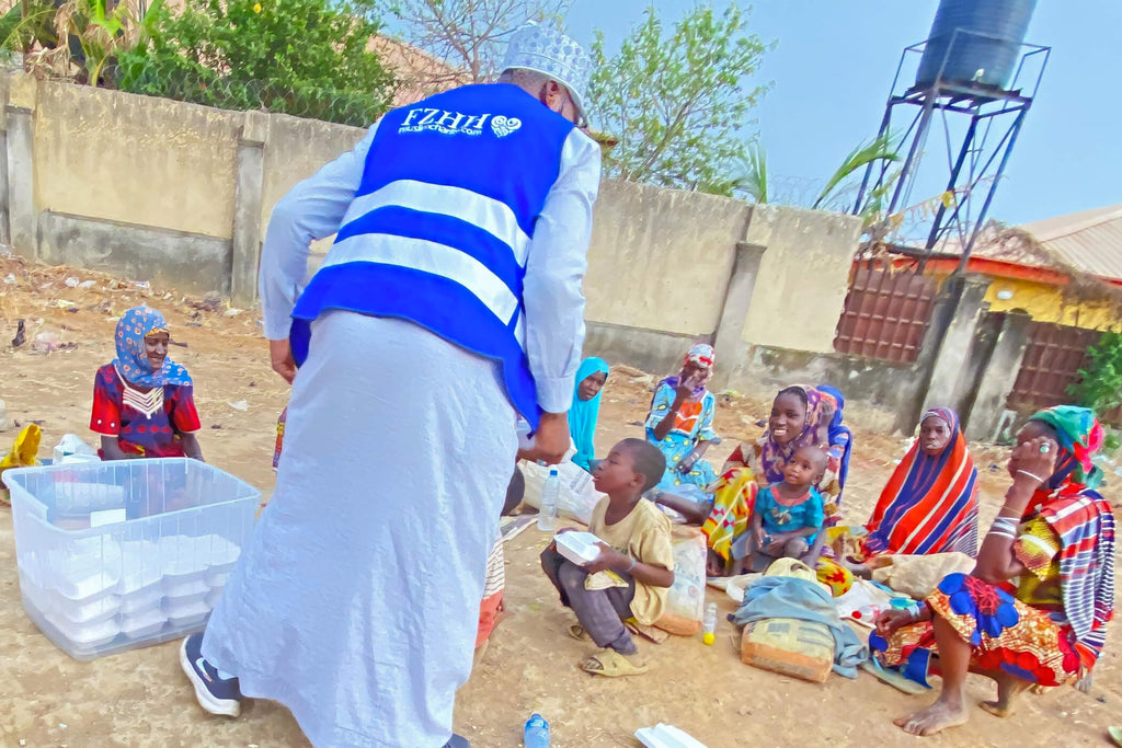Abuja, Nigeria - Ramadan Program 21 - Participating in Month of Ramadan Appeal Program & Mobile Food Rescue Program by Distributing Hot Iftari Dinners to 440+ Homeless & Less Privileged People