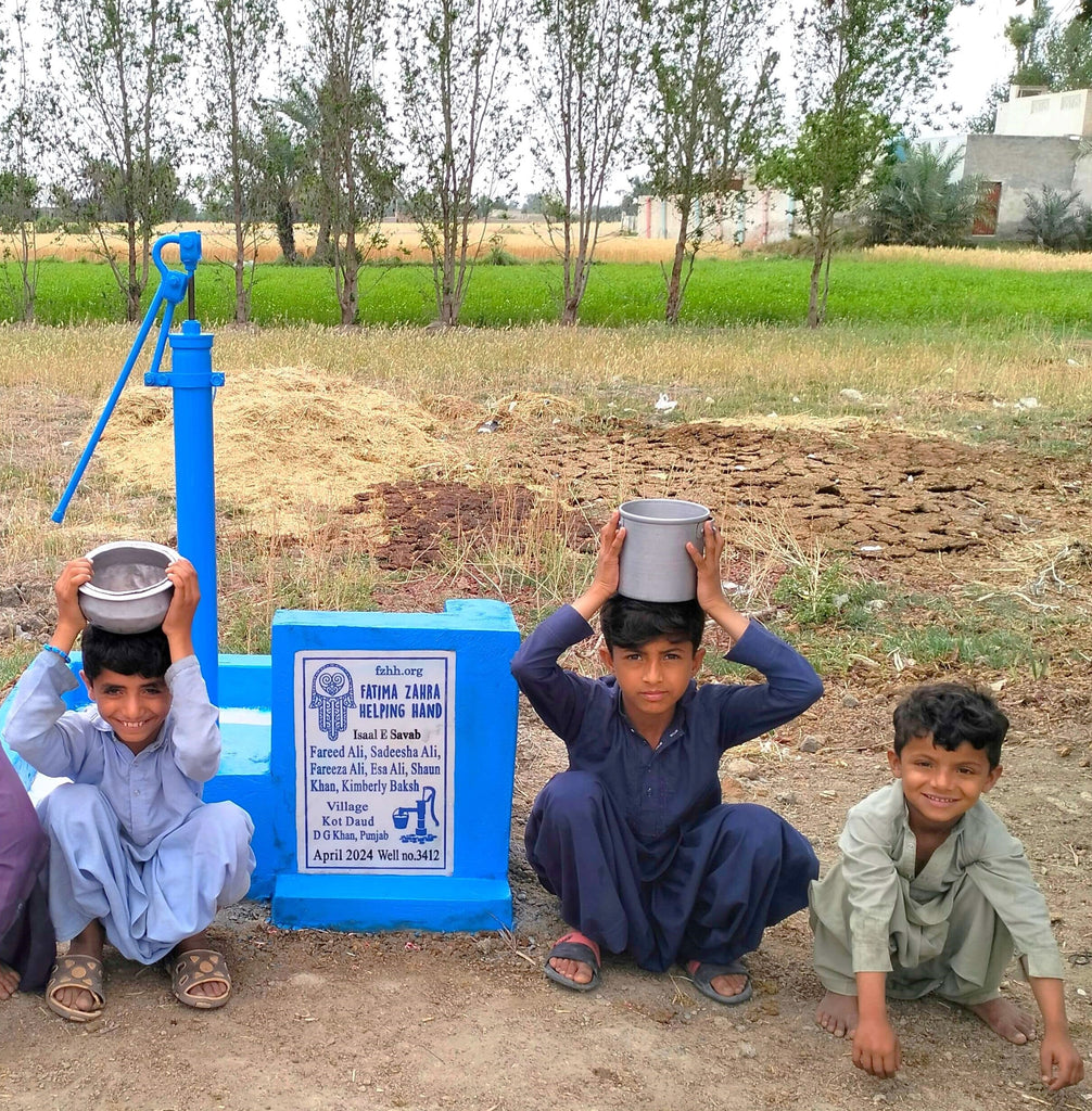 Punjab, Pakistan – Fareed Ali, Sadeesha Ali, Fareeza Ali, Esa Ali, Shaun Khan, Kimberly Baksh – FZHH Water Well# 3412