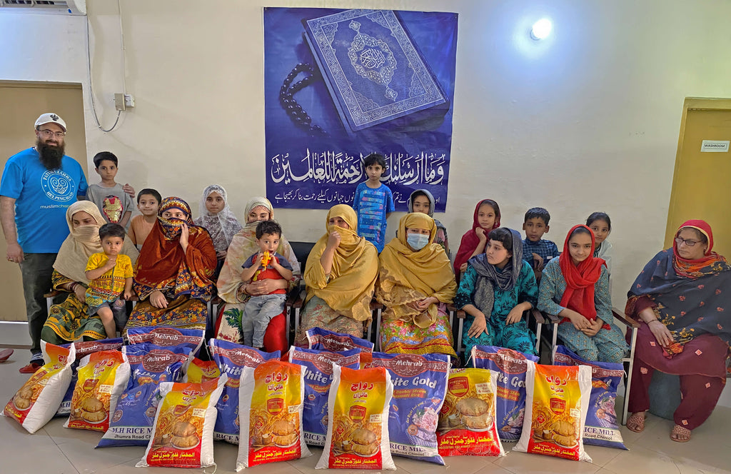 Lahore, Pakistan - Participating in Orphan Support Program & Mobile Food Rescue Program by Distributing Monthly Ration to Beloved Orphans & Widowed Women