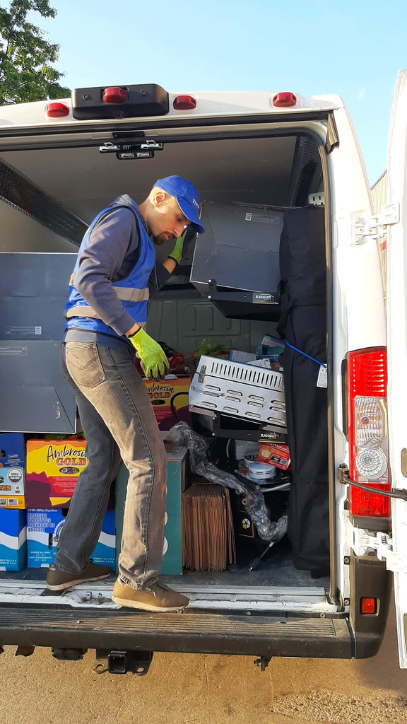 Vancouver, Canada - Participating in Mobile Food Rescue Program by Rescuing & Distributing Fresh Meals, Fruits & Vegetables to Local Community's Refugee Families & People with Disabilities