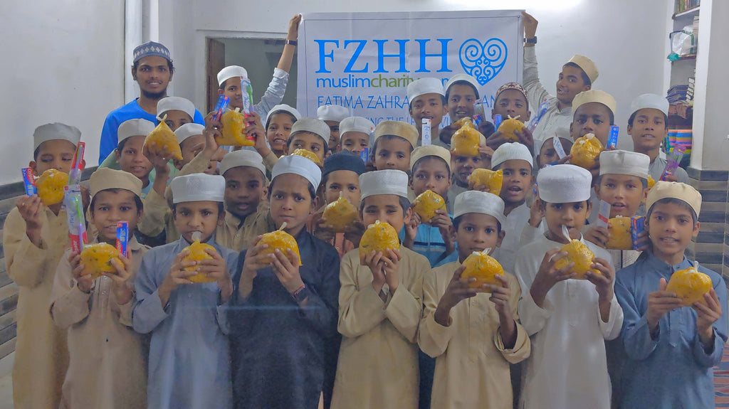 Hyderabad, India - Participating in Mobile Food Rescue Program by Distributing Hot Meals & Essential Dental Hygiene Supplies to 150+ Less Privileged Madrasa Students