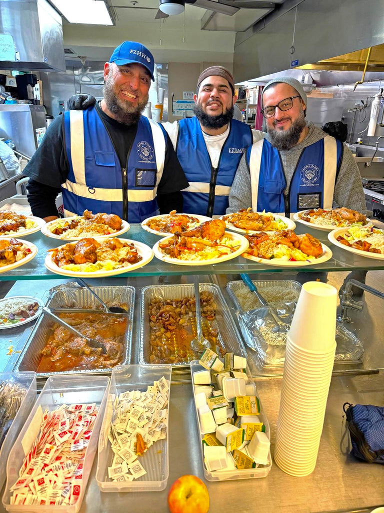 Oakland, California - Participating in Mobile Food Rescue Program by Preparing, Serving & Distributing 300+ Freshly Cooked Hot Meals with Salads, Fruits & Drinks to Local Community's Homeless & Less Privileged People