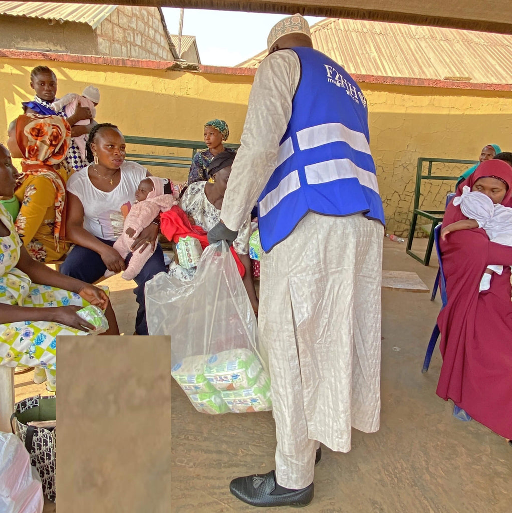 Abuja, Nigeria - Participating in Pediatric Medical Outreach Program by Distributing Essential Pediatric Consumable Supplies & Anti-Malaria and Anti-Typhoid Medications to 400+ Less Privileged Children & Nursing Mothers at Local Health Centers