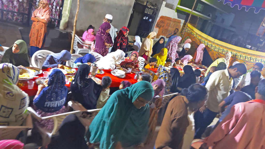 Hyderabad, India - Participating in Month of Ramadan Appeal Program & Mobile Food Rescue Program by Serving Complete Iftari Meals with Hot Dinners & Cold Drinks to 350+ Less Privileged People