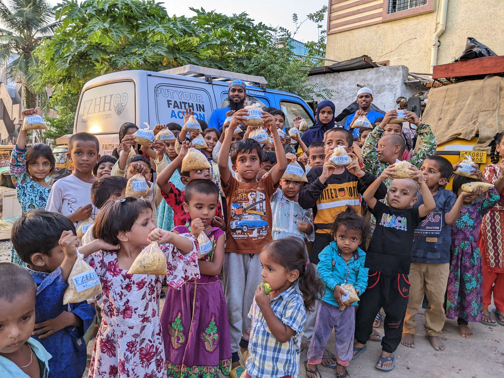 Hyderabad, India - Participating in Mobile Food Rescue Program by Preparing & Distributing Hot Meals to Local Community's Less Privileged Children & Families