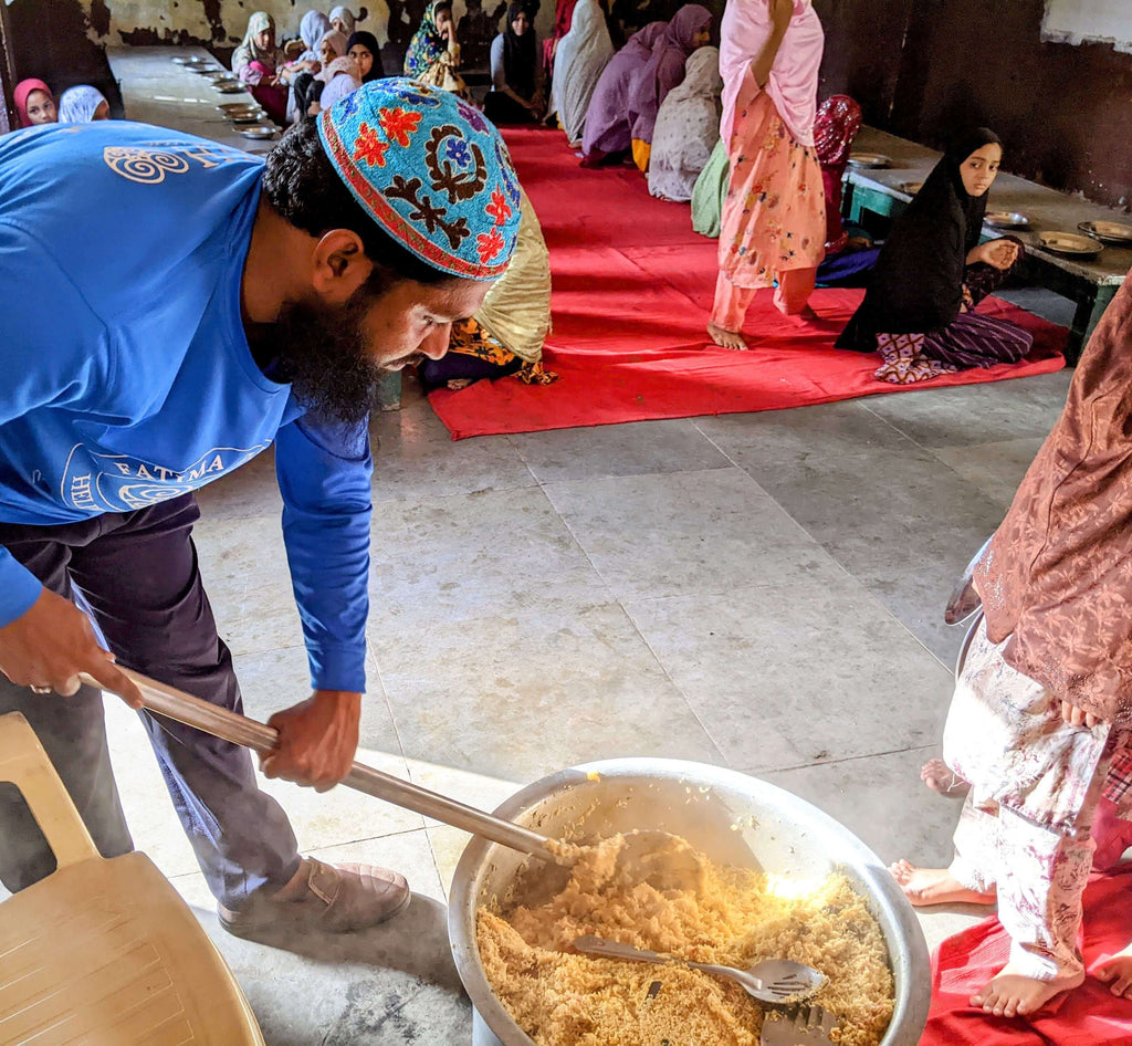 Hyderabad, India - Participating in Orphan Support Program & Mobile Food Rescue Program by Serving 110+ Hot Meals to Local Community's Beloved Orphans, Homeless & Less Privileged Families