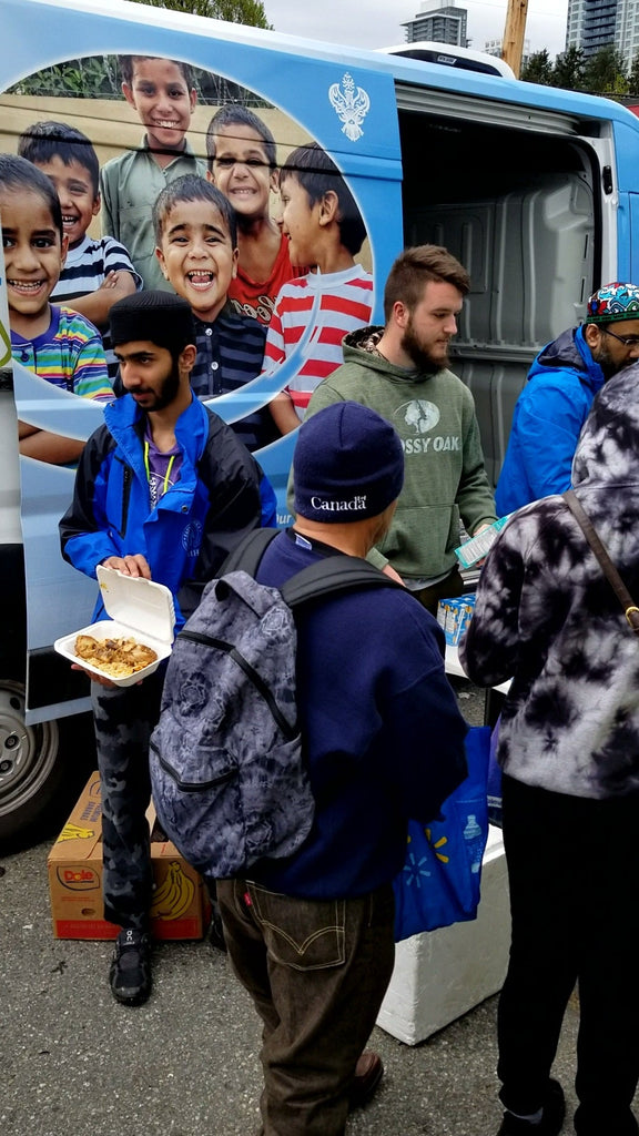 Vancouver, Canada - Participating in Mobile Food Rescue Program by Rescuing & Distributing Essential Groceries & Serving Hot Meals & Snacks to Local Community's Less Privileged People