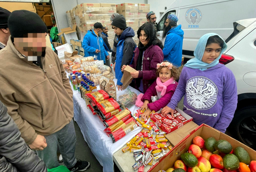 Vancouver, Canada - Participating in Mobile Food Rescue Program by Distributing Essential Bedding, Essential Groceries, Fresh Produce, Fresh Meats & Bakery Items to Local Community's Muslim Food Bank