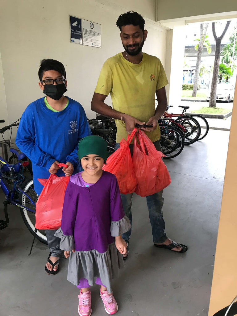 Simei, Singapore - Honoring Holy Wiladat/Birthday of Sayyidina Muhammad ﷺ & the Holy Events of 12th Rabi’ul Awwal by Distributing 19+ Packets of Home Cooked Sweets, Fresh Fruits & Water Bottles to Community's Migrant Workers