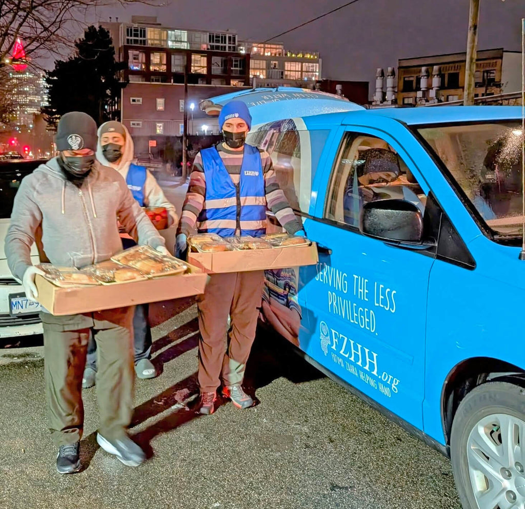 Vancouver, Canada - Participating in Mobile Food Rescue Program by Rescuing & Distributing 600+ Fresh Gourmet Meals to Homeless & Less Privileged People