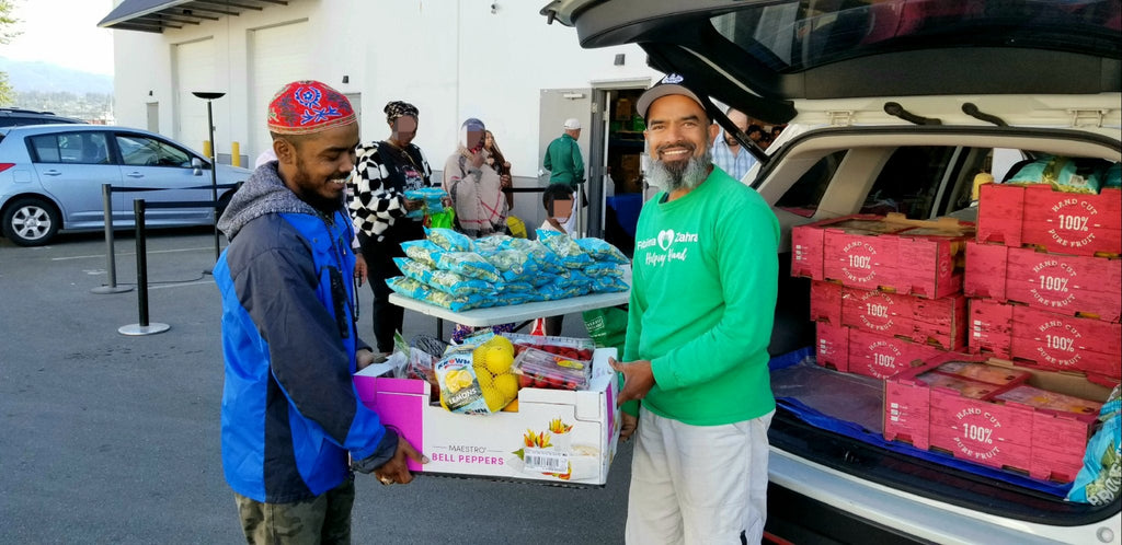 Vancouver, Canada - Honoring URS/Union of Mawlana Abul Hassan Ali al-Kharqani ق ع by Distributing 1,100 lbs of Fruits & Vegetables to Refugees & Families in Need at Muslim Food Bank