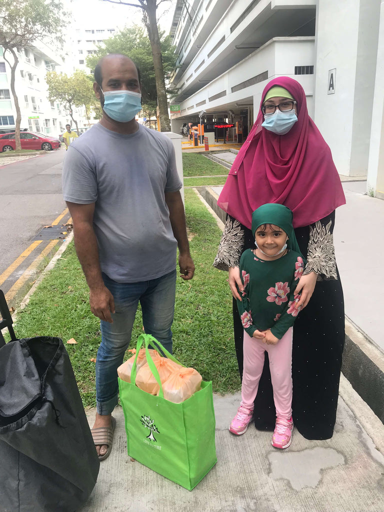 Simei, Singapore - Honoring Holy Wiladat (Birthday) of Sultan al Awliya Fard Alam Shahe Kul Mawlana Shaykh Shah Bahauddin Naqshband Uwaisi al Bukhari ق ع by Cooking & Distributing 33+ Hot Meals & Cold Drinks to Community's Less Privileged People