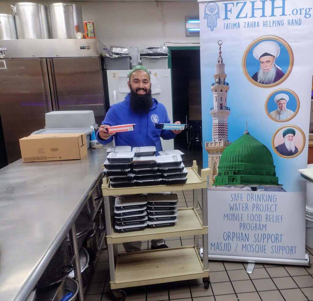 Chicago, Illinois - Honoring Shahadat/Witnessing of Sayyidina Uthman al Ghani Jami’ull Quran al Majeed (Compiler of Holy Quran) ع & Holy Day of Jummah/Friday by Distributing 200+ Prepared Meals to City Mosques & Local Community's Homeless Shelters